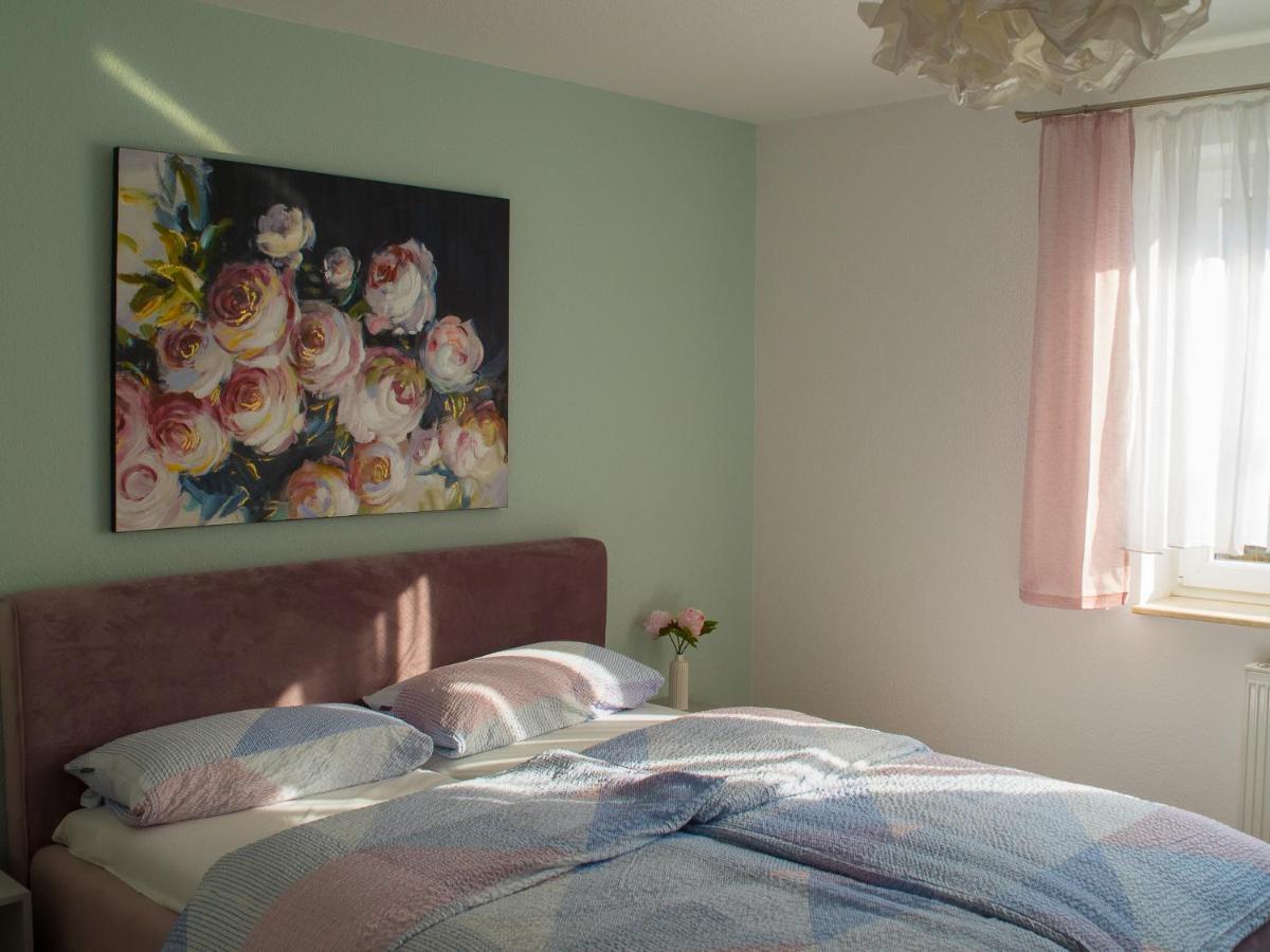 Geraeumige Ferienwohnung In Kindelbrueck Fuer Bis Zu 4 Personen - Barriefrei Exterior photo